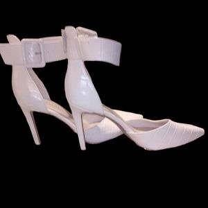 Michael Shannon size 9 shoes